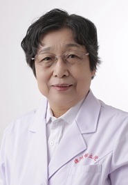   主任医师，体检中心总主检，德州市科技进步奖评审委员会委员，曾任德城区人大副主任。原心内科主任1978年毕业于山东大学医疗系，曾在山   